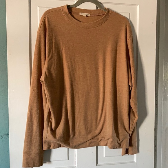 —Large Light Brown Stevie Hender Top - Picture 1 of 4